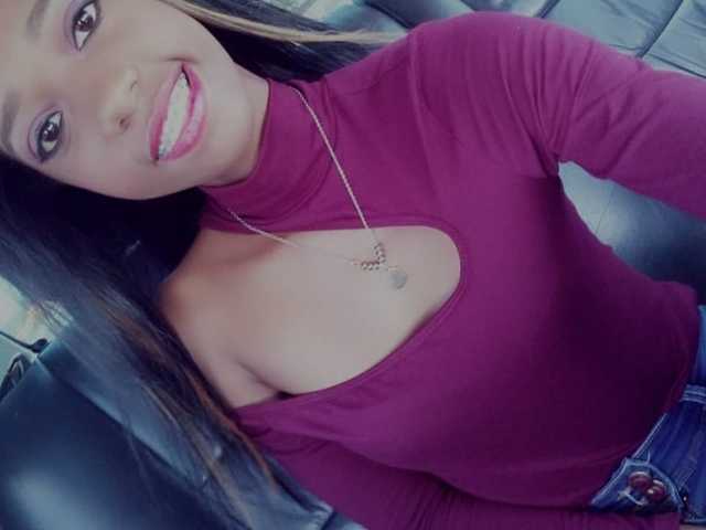 A profil fényképe LINDA599