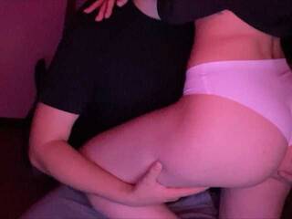 Erotikus videocsevegés linniks