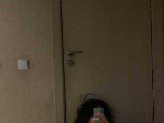 Erotikus videocsevegés Lisa1010