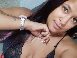 Erotikus videocsevegés little--lulu