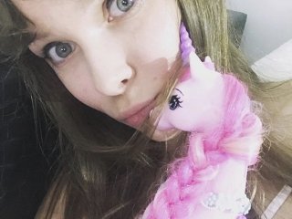 A profil fényképe LittleKitty69