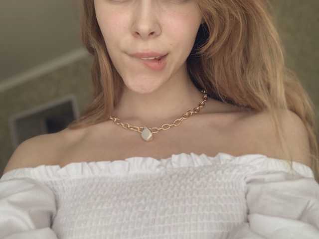 A profil fényképe LittleKitty69
