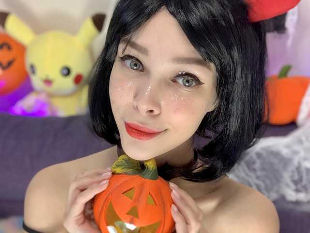 A profil fényképe LittleKitty69