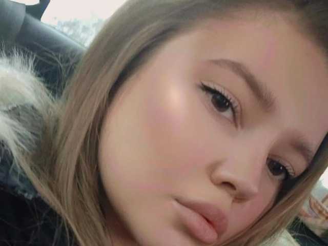A profil fényképe LittleGirl22