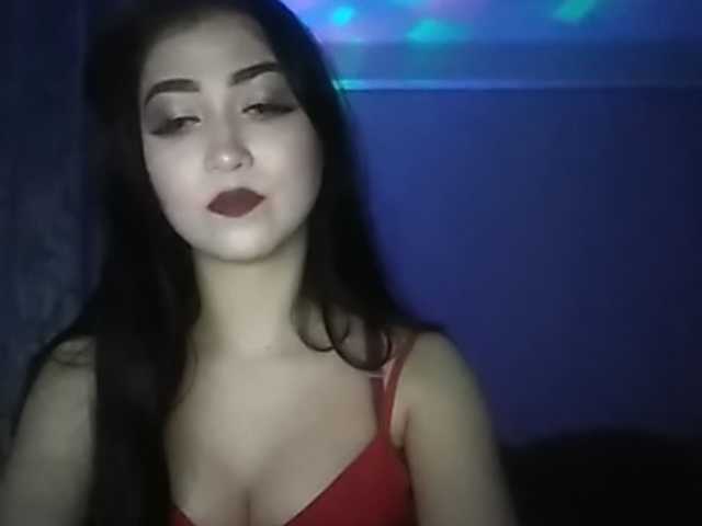 Fényképek LizabetX Hey guys!:) Goal- #Dance #hot #pvt #c2c #fetish #feet #roleplay Tip to add at friendlist and for requests!