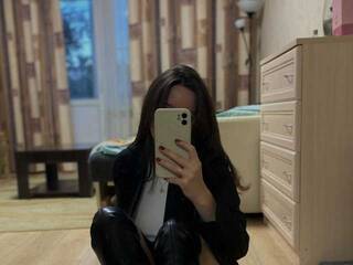 Erotikus videocsevegés LizaMi