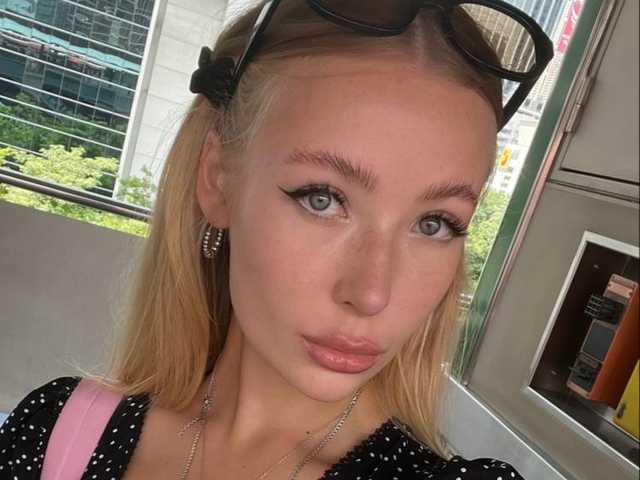 A profil fényképe lizzyMeoww