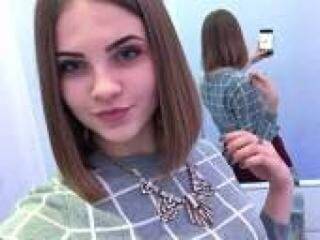 Erotikus videocsevegés lizzzal