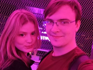 Erotikus videocsevegés Emma_Peter