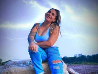 Erotikus videocsevegés lola69c