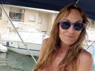 Erotikus videocsevegés lolamilf