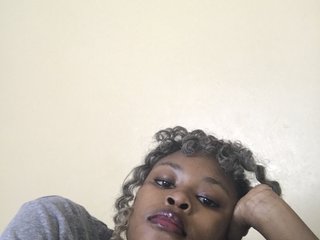 Erotikus videocsevegés LolaMyst