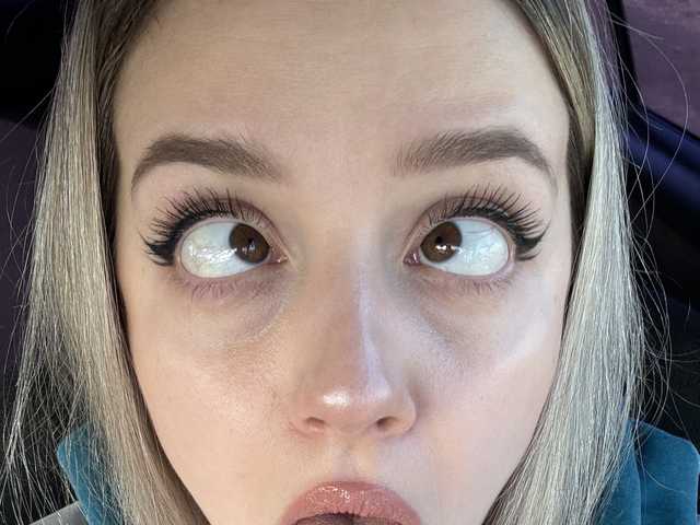 A profil fényképe lolijopagg