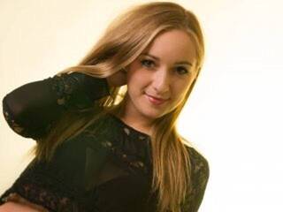 Erotikus videocsevegés LonelyShandy