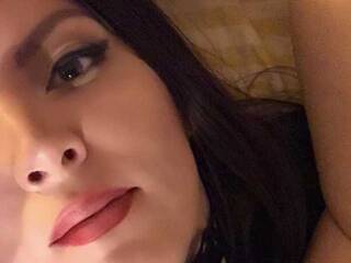 Erotikus videocsevegés -Magic-