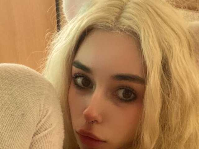 A profil fényképe Loren-7
