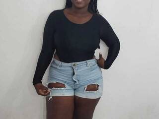 Erotikus videocsevegés LorenaSaenz