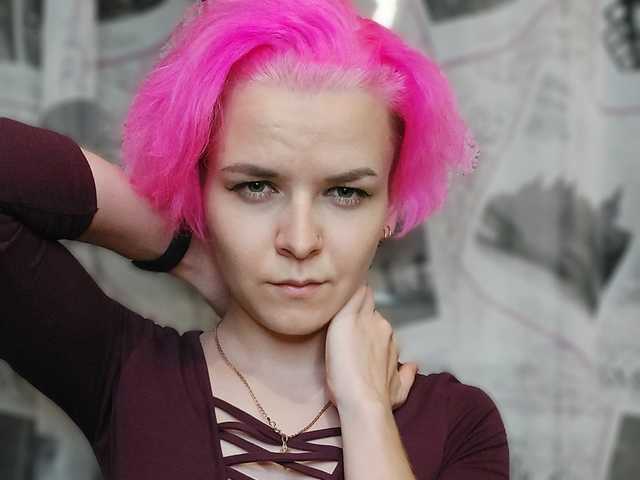 A profil fényképe Lorie-Carrol