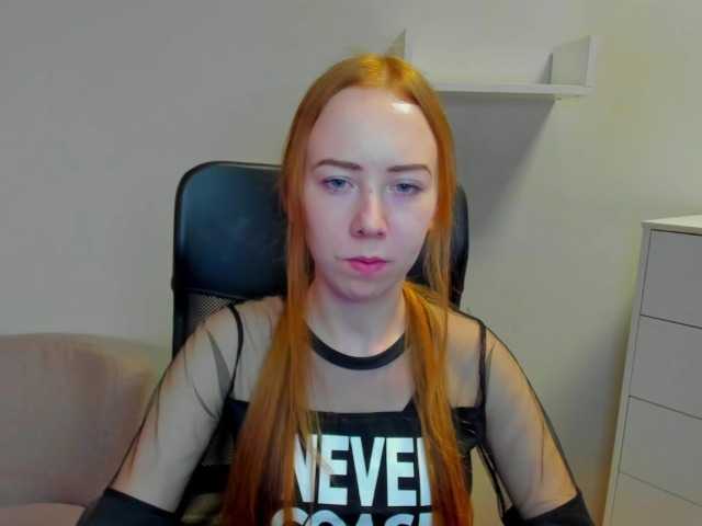 Fényképek LoriFire Hello I am the new girl, I look nice, but I can be cruel as well xD #new #fun #rolleplay #cockrating #english #german #humiliation #cei #joi #dirtytalk #cockandballstortures #mistress #slaves #domination #sph #sarcasm #edging #punishment #orders #ginger