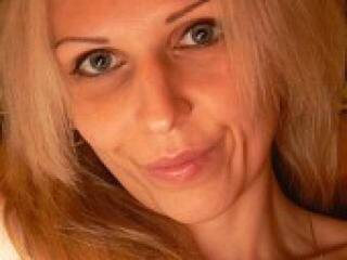 Erotikus videocsevegés lorrrein