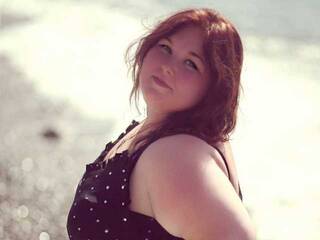 Erotikus videocsevegés SvitSweet