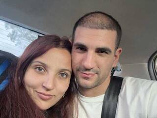 Erotikus videocsevegés loveourfucked