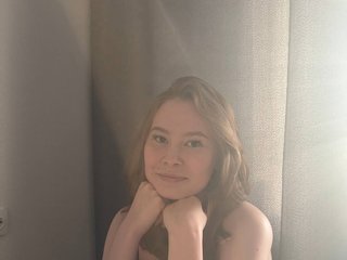Erotikus videocsevegés LovePollyLove