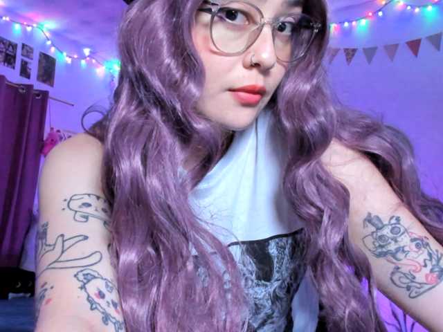 A profil fényképe Luci--ana