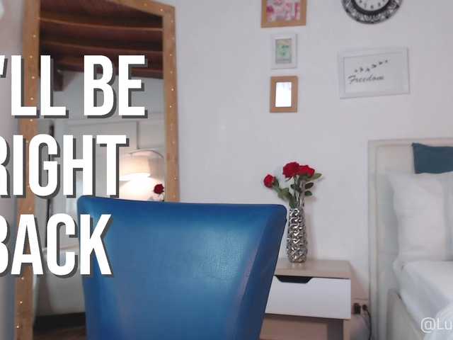Fényképek luci-vega Hello Guys! I am very happy to be here again, help me have a great orgasm with your tips [500 tokens remaining GOAL: RIDE DILDO 488 ]