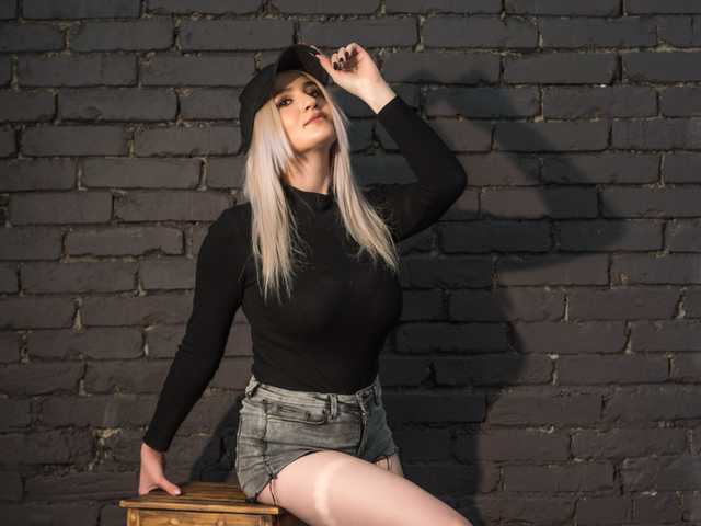 A profil fényképe LuciJeng