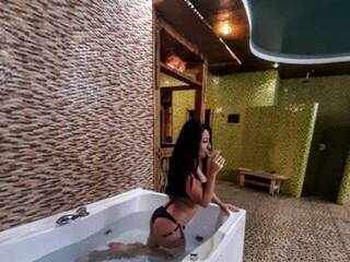 Erotikus videocsevegés Lucky315