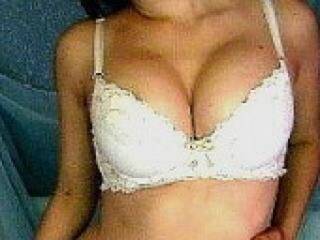 Erotikus videocsevegés luckysweety