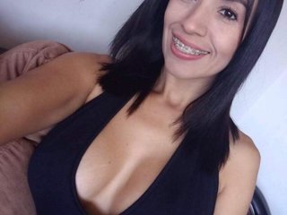 A profil fényképe lucy-01