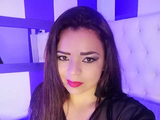 A profil fényképe lucy-hot1