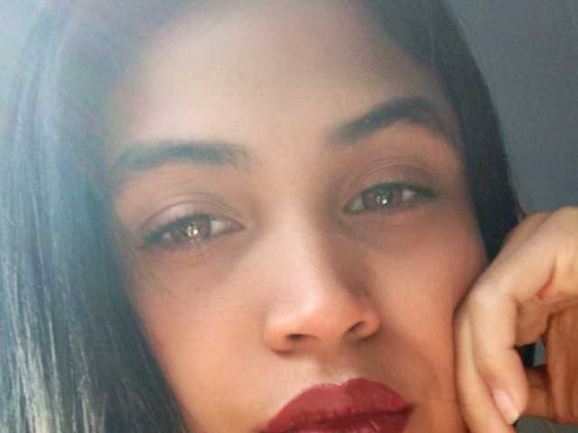 A profil fényképe lucy-kane