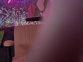 Erotikus videocsevegés lucyallen4201