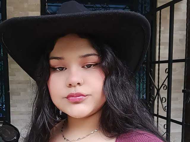 A profil fényképe LucyColleen