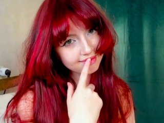 Erotikus videocsevegés TeenEmi