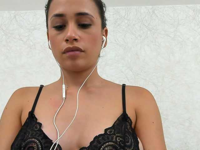 Fényképek LuisaTrujillo Hello Guys, Today I Just Wanna Feel Free to do Whatever Your Wishes are and of Course Become Them True/ Pvt/Pm is Open, Make me Cum at GOAL