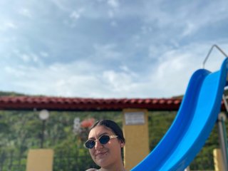 Erotikus videocsevegés Lula-16-