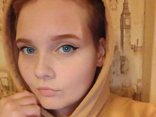 Erotikus videocsevegés LulliSando