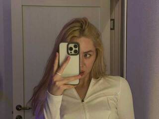 Erotikus videocsevegés Lulu-Mariette