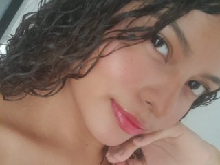 Erotikus videocsevegés LuluPeach069