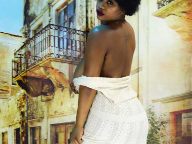 A profil fényképe luna-zaenz