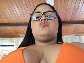 Erotikus videocsevegés LunaBlazze