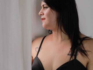 Erotikus videocsevegés Lunamk