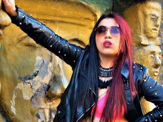 Erotikus videocsevegés LunaRoberts