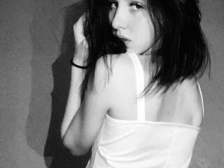 Erotikus videocsevegés LunarXXX