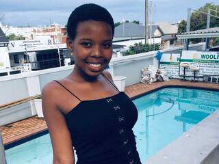 Erotikus videocsevegés LustyNikita890