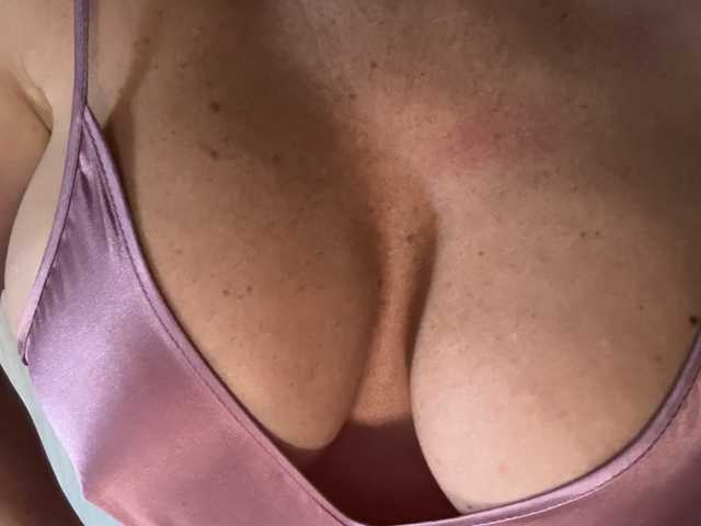 A profil fényképe Luxxxbabe2221
